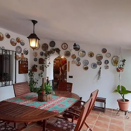 Masia La Molinera Vall dʼAlba