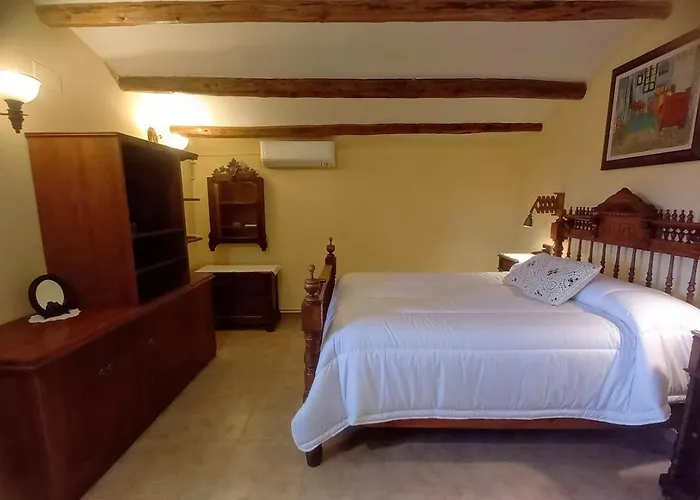 Masia La Molinera Vall dʼAlba